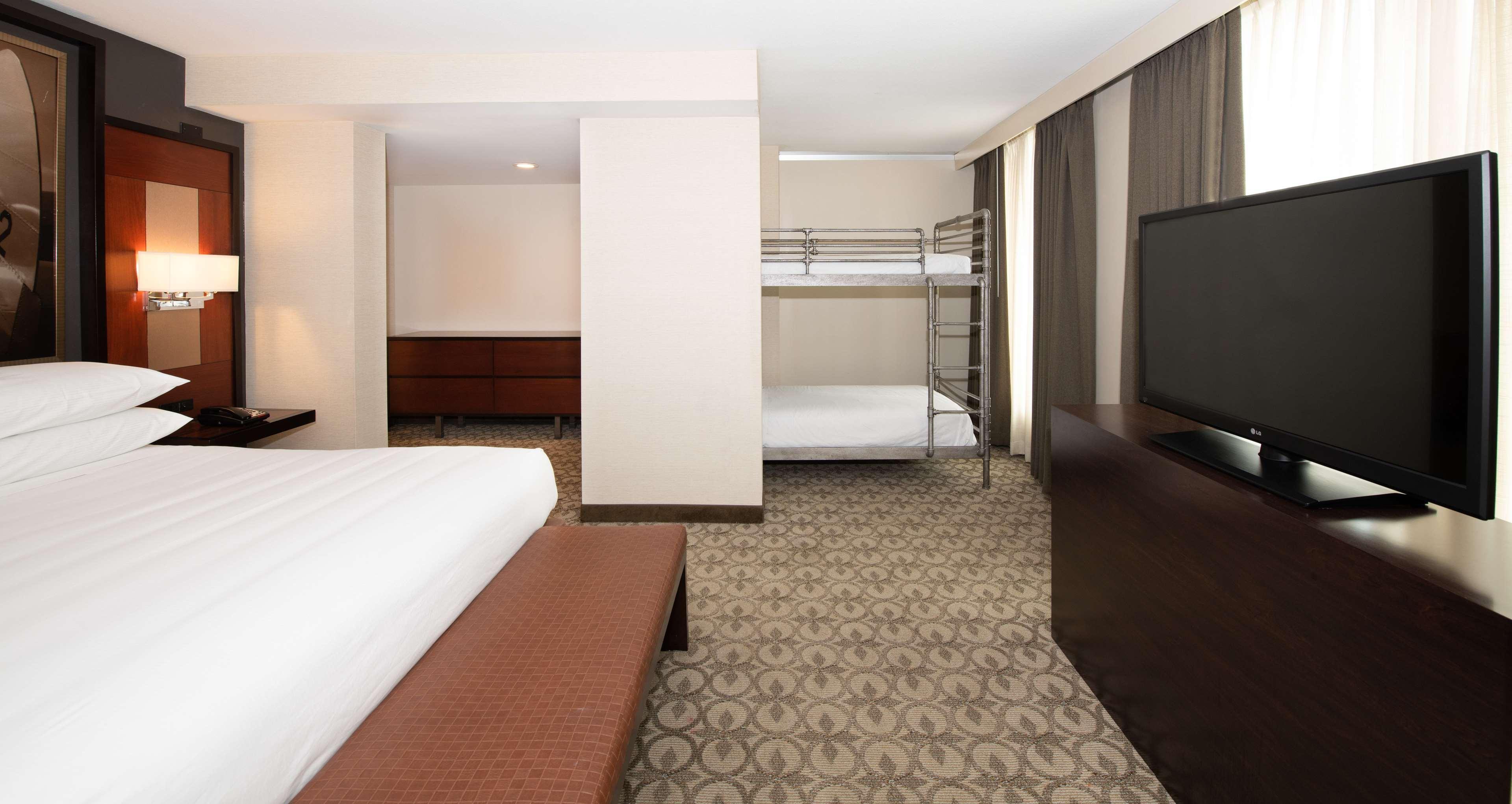 Doubletree Hotel & Suites Charleston Airport Βόρειο Τσάρλεστον Εξωτερικό φωτογραφία