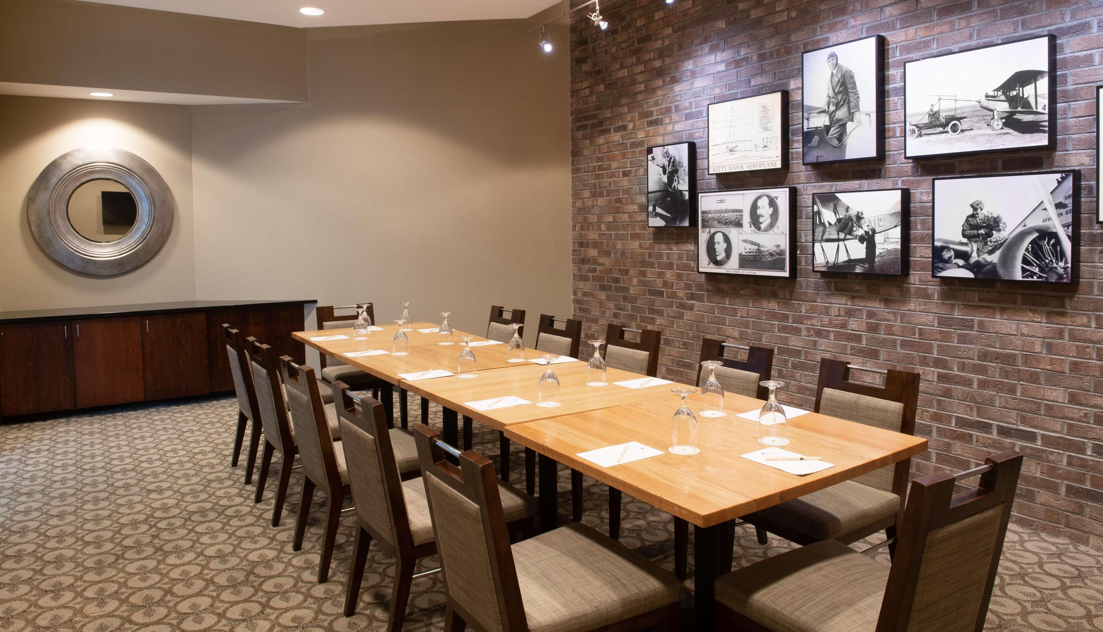 Doubletree Hotel & Suites Charleston Airport Βόρειο Τσάρλεστον Εξωτερικό φωτογραφία