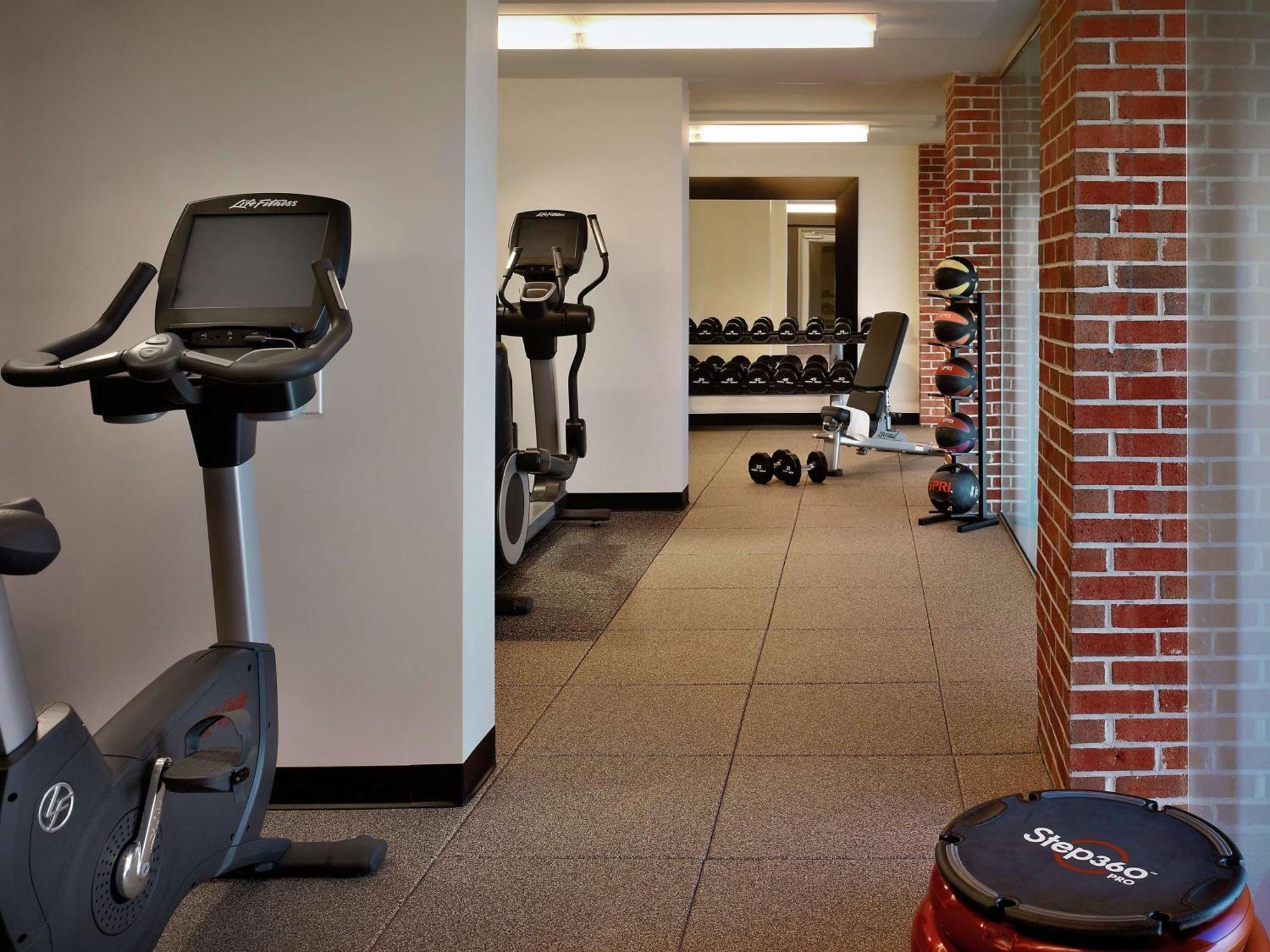 Doubletree Hotel & Suites Charleston Airport Βόρειο Τσάρλεστον Εξωτερικό φωτογραφία