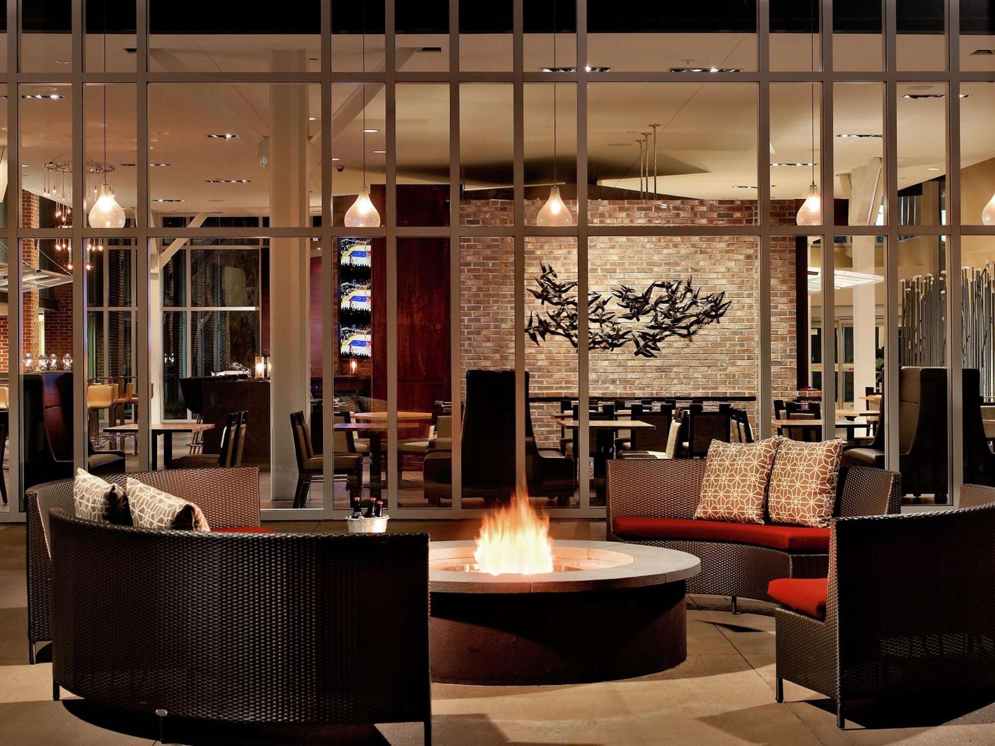 Doubletree Hotel & Suites Charleston Airport Βόρειο Τσάρλεστον Εξωτερικό φωτογραφία